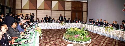 BGK03-120200_ROUND_TABLE_06012016