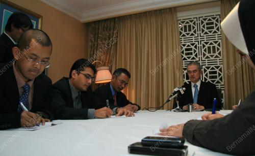 ABDULLAH AHMAD BADAWI
