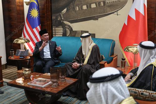 DATUK SERI ANWAR IBRAHIM
