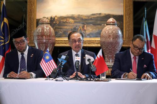 DATUK SERI ANWAR IBRAHIM