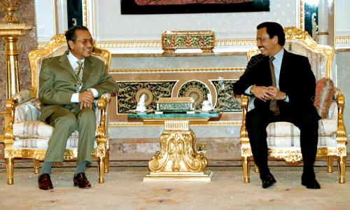 BN01-29_10_2000_PM_LAWAT_BRUNEI_14012016