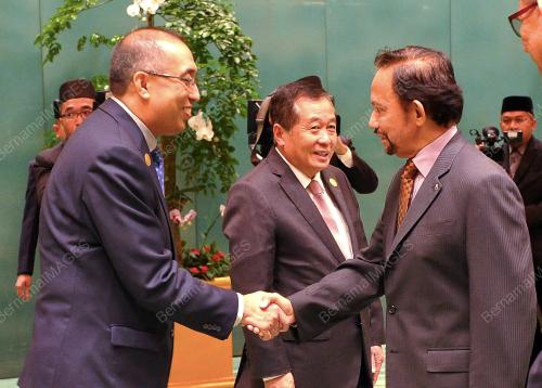 BN01_26112016_SALLEH