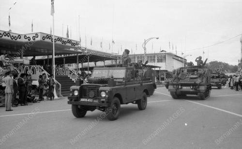 BN04_02032015_AGONG_BRUNEI
