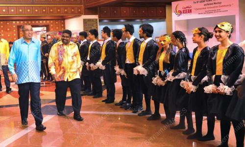 BN12_25112016_SALLEH_SAID