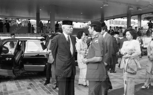 BN13_02032015_SAMBUT_AGONG