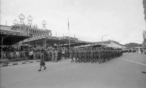 BN15_02032015_AGONG_BRUNEI
