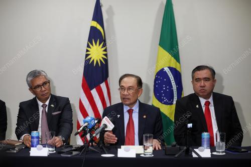 DATUK SERI ANWAR IBRAHIM