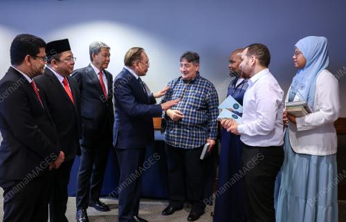 DATUK SERI ANWAR IBRAHIM