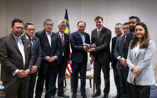 DATUK SERI ANWAR IBRAHIM