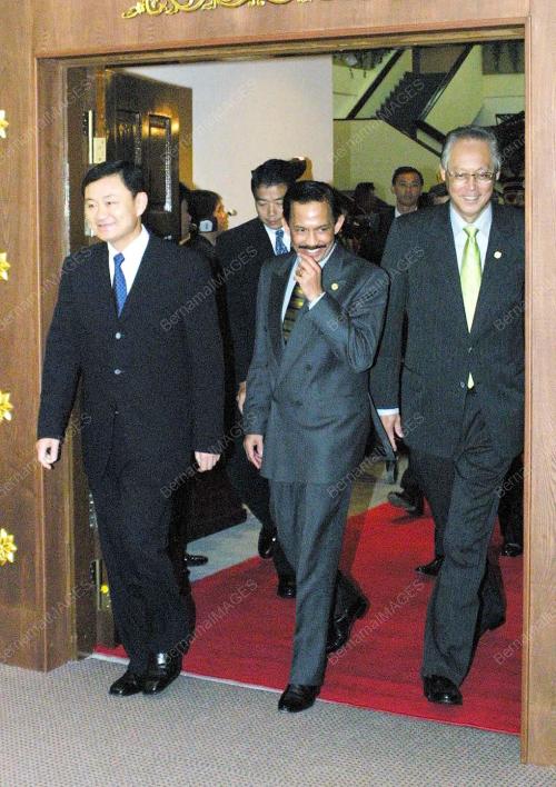 BRN01_05022016_SULTAN_LEADERS