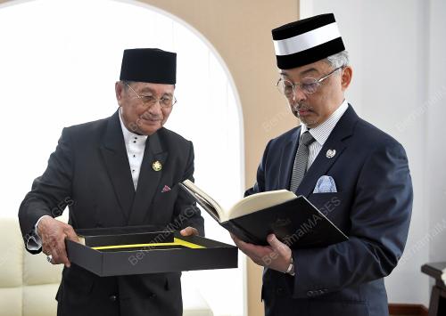 BRN01_20082019_AGONG