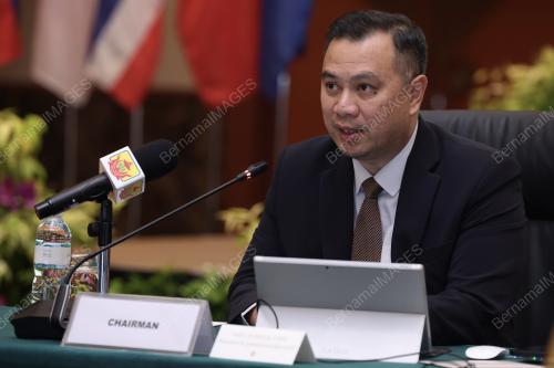 AJMAN MELUDIN
