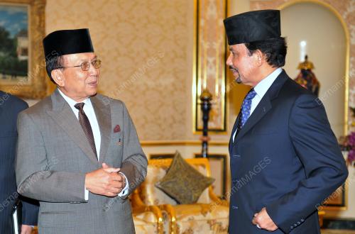 BRN02_28032012_SULTAN_BRUNEI