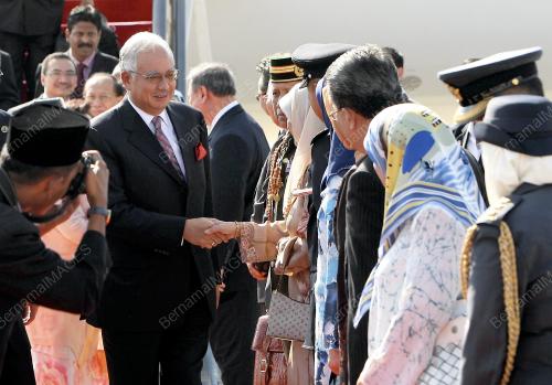MOHD NAJIB TUN ABDUL RAZAK