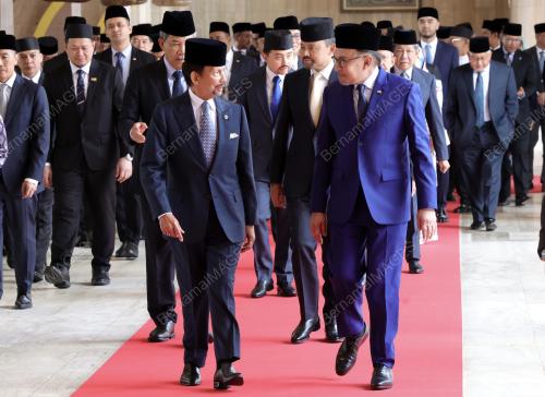 DATUK SERI ANWAR IBRAHIM LAWAT BRUNEI.