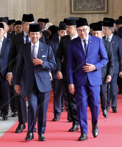 DATUK SERI ANWAR IBRAHIM LAWAT BRUNEI.