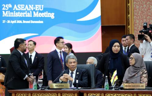 DATUK SERI MOHAMAD HASAN