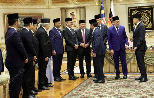 DATUK SERI ANWAR IBRAHIM LAWAT BRUNEI.