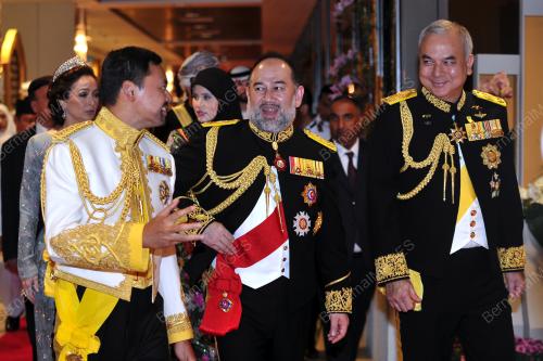 BRN08_06102017_AGONG