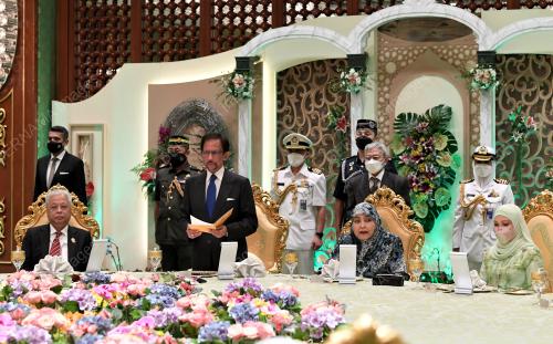 SULTAN BRUNEI SULTAN HAJI HASSANAL BOLKIAH