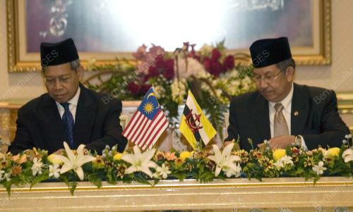 MUSTAPA MOHAMED