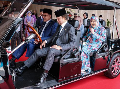 DATUK SERI ANWAR IBRAHIM