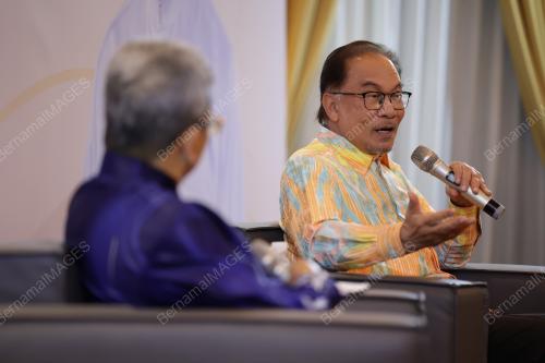 DATUK SERI ANWAR IBRAHIM