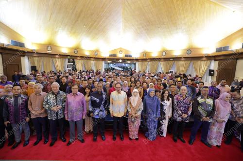 DATUK SERI ANWAR IBRAHIM