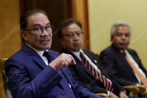 DATUK SERI ANWAR IBRAHIM