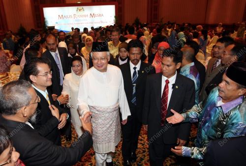 MOHD NAJIB TUN ABDUL RAZAK