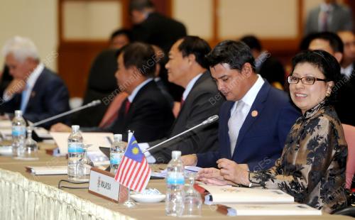 BRU07_10042013_ASEAN