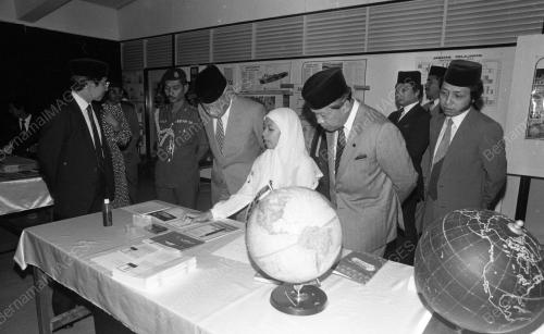 BRU09_19032015_LAWATAN_AGONG
