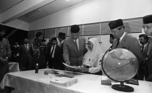 BRU10_19032015_LAWATAN_AGONG