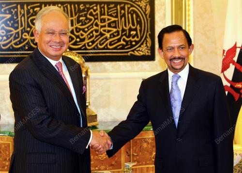 MOHD NAJIB TUN ABDUL RAZAK