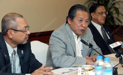 CAM01_16112012_ASEAN_SUMMIT