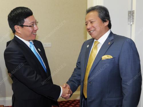 CAM01_17112012_ASEAN_SUMMIT
