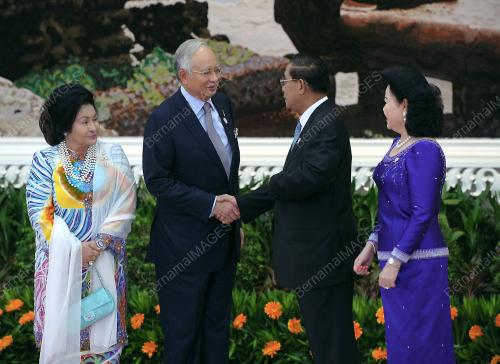 CAM02_03042012_PM_ASEAN