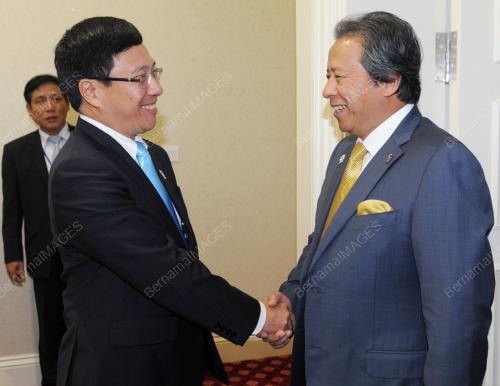 CAM02_17112012_ASEAN_SUMMIT
