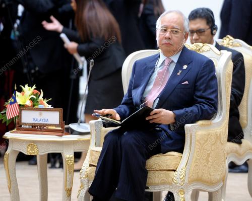 CAM03_04042012_PM_ASEAN