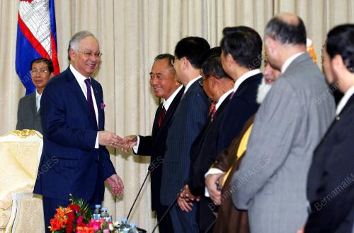 MOHD NAJIB TUN ABDUL RAZAK