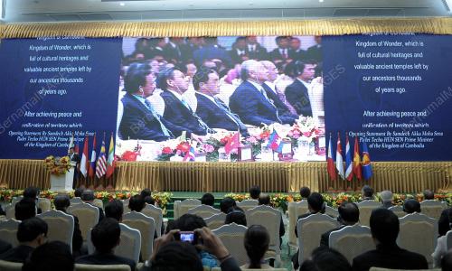 CAM10_03042012_PM_ASEAN