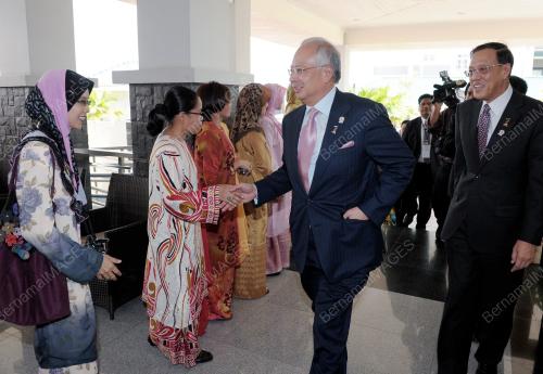 CAM10_04042012_PM_DUTA