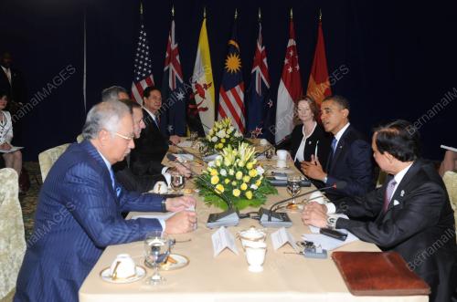 CAM10_20112012_ASEAN_SUMMIT