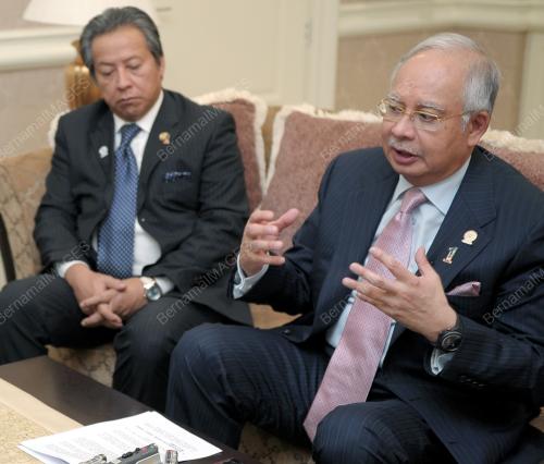 CAM11_04042012_PM_DUTA
