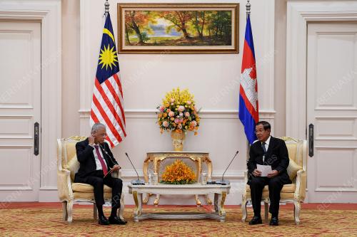 DATUK SERI ISMAIL SABRI YAAKOB