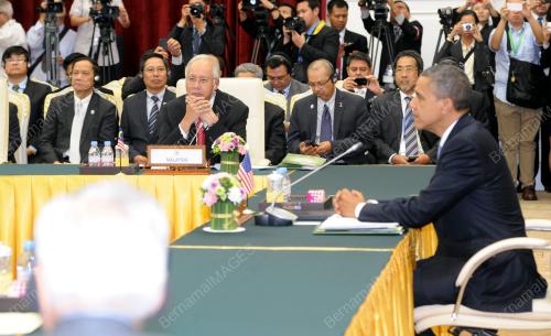CAM16_19112012_SIDANG_ASEAN