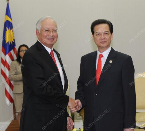 CAM23_19112012_SIDANG_ASEAN