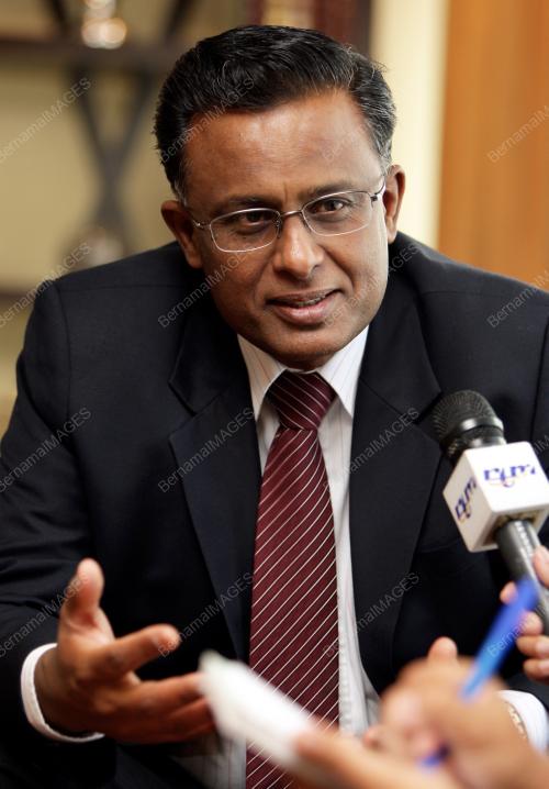 SELWYN DAS