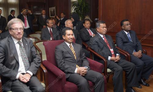 TUANKU MIZAN ZAINAL ABIDIN