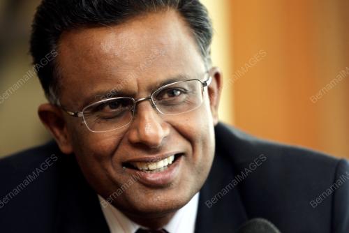 SELWYN DAS